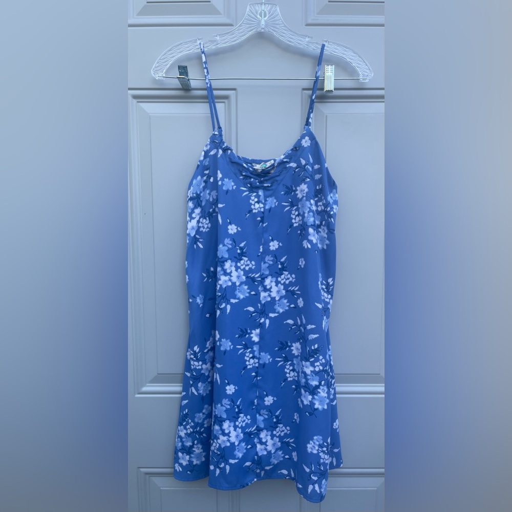 Mimi Chica Blue Floral Dress With Pockets